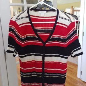 Short sleeve sweater